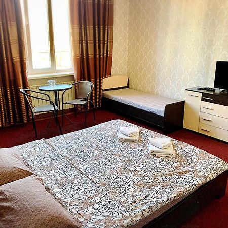 Mini-Hotel Sakvoyage Czerniowce Zewnętrze zdjęcie