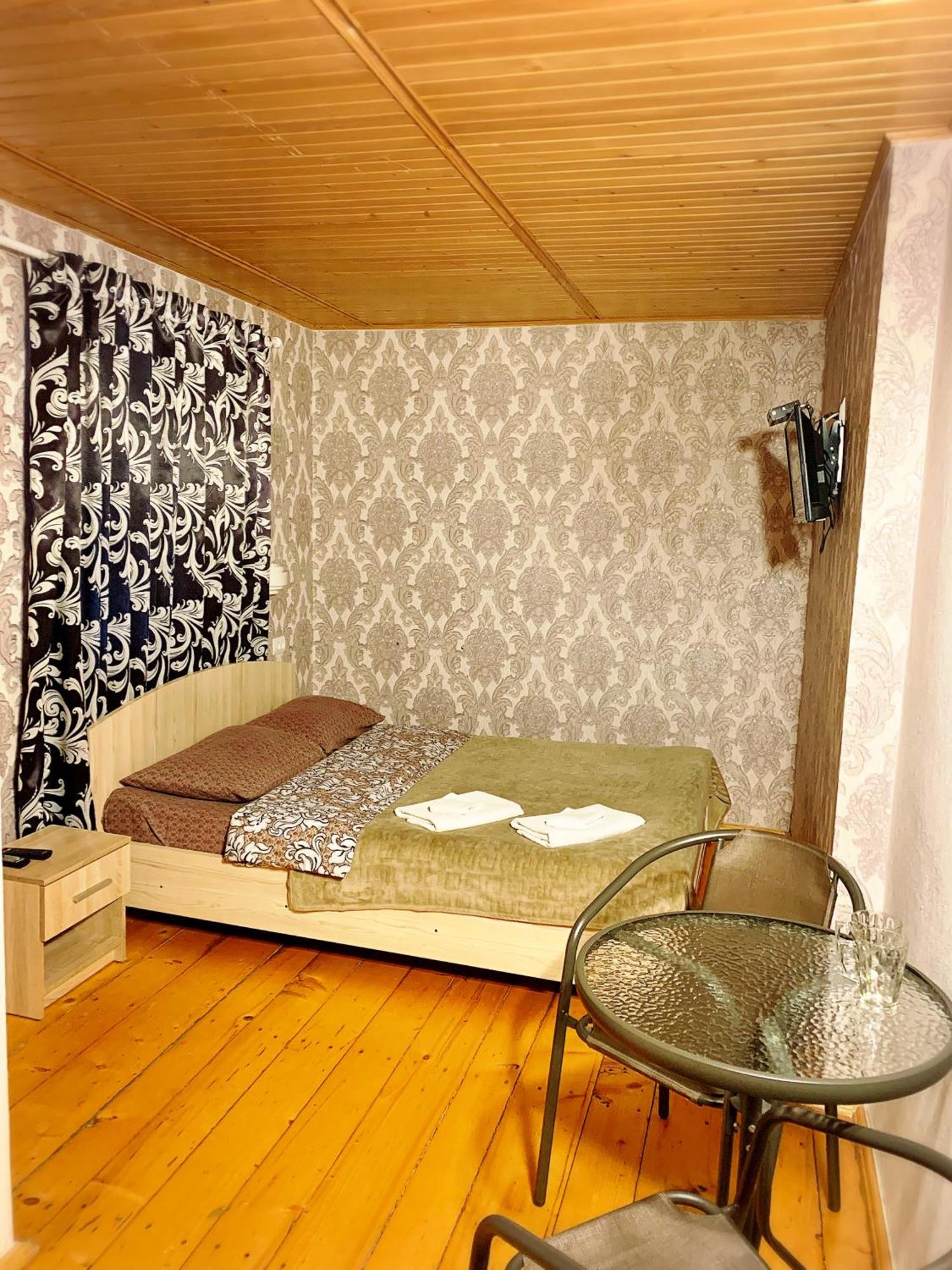 Mini-Hotel Sakvoyage Czerniowce Zewnętrze zdjęcie