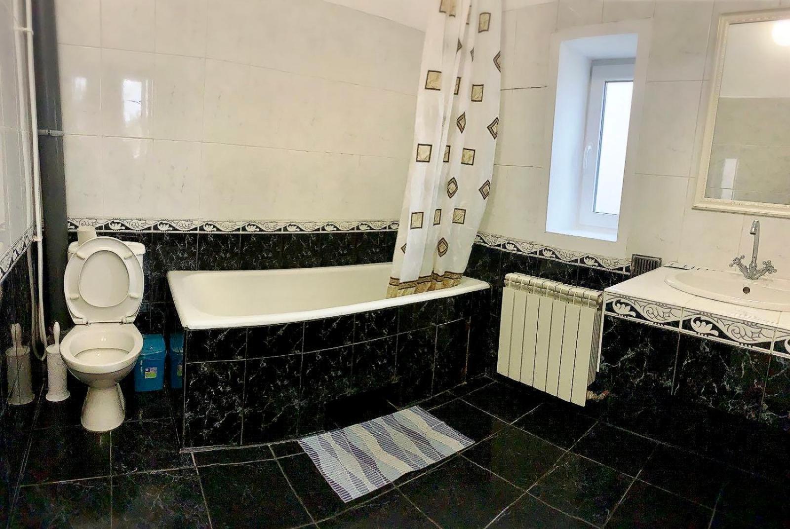 Mini-Hotel Sakvoyage Czerniowce Zewnętrze zdjęcie